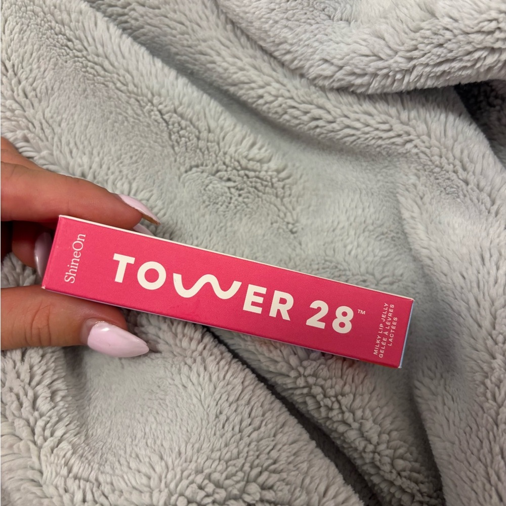 Tower 28 ShineOn Lip Jelly in Bold Pink